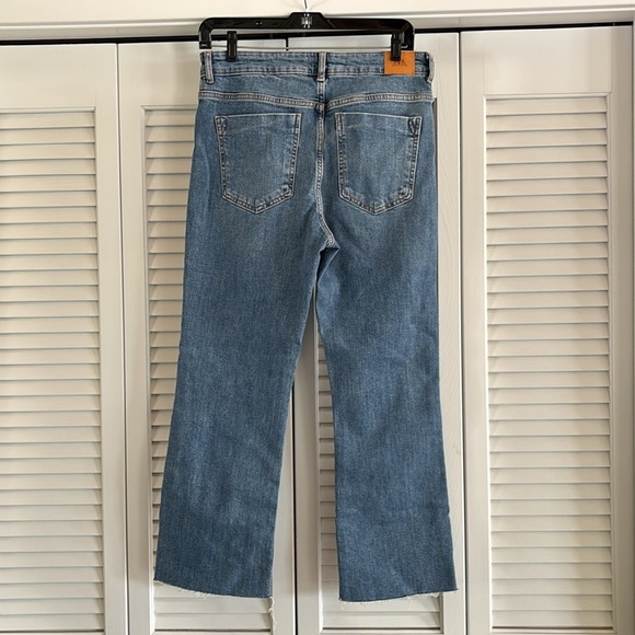 Zara Mid Rise Jeans Women’s Stretch Denim Raw Hem Mid Blue 6147/121/427 Size 10 - Picture 3 of 12